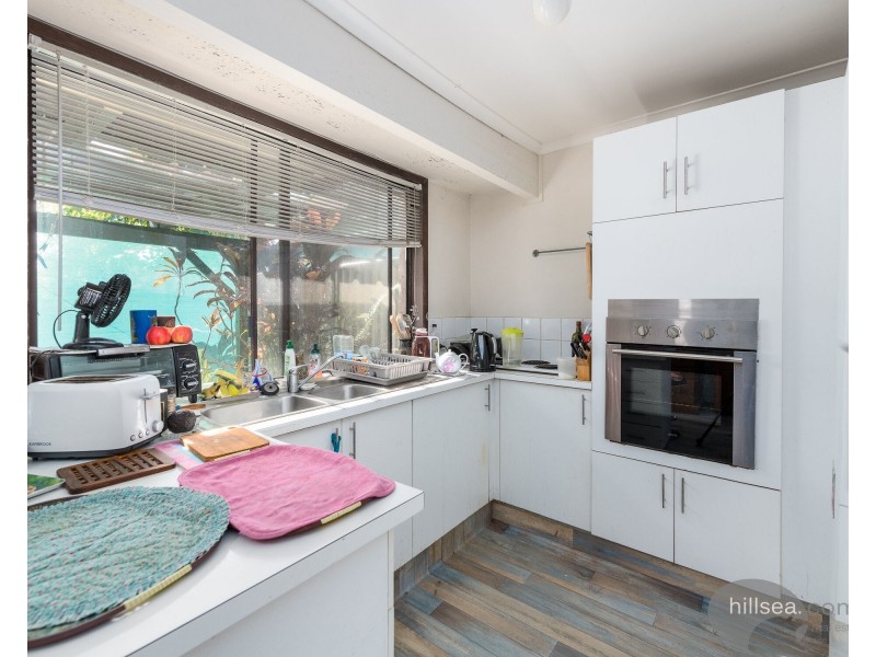 2/24 Morinda Way, Labrador QLD 4215