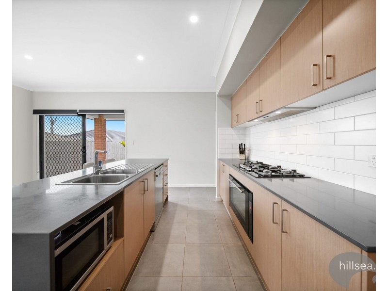 7 Treeline Avenue, Arundel QLD 4214