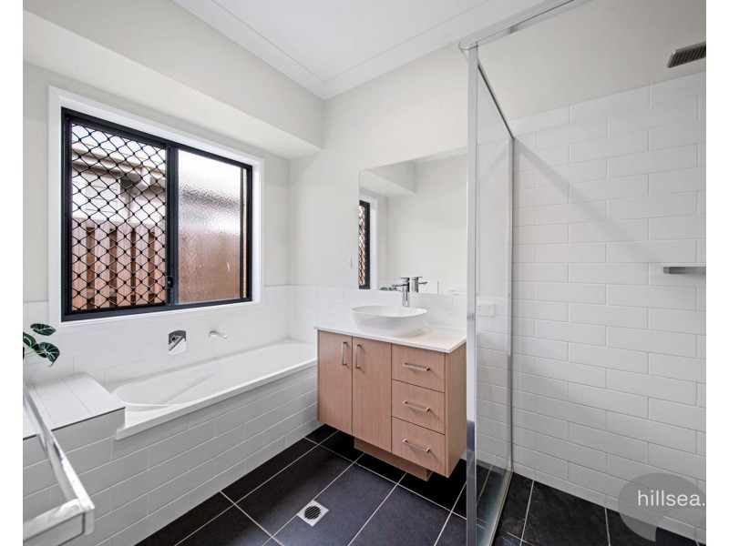 7 Treeline Avenue, Arundel QLD 4214