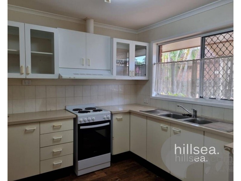 1/3 Hentdale Court, Labrador QLD 4215