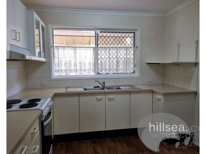 1/3 Hentdale Court, Labrador QLD 4215