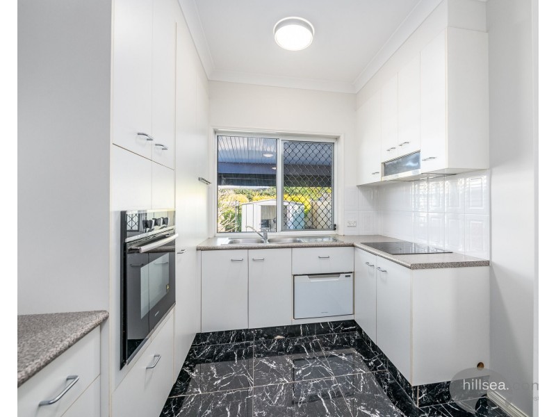 Paradise Point QLD 4216