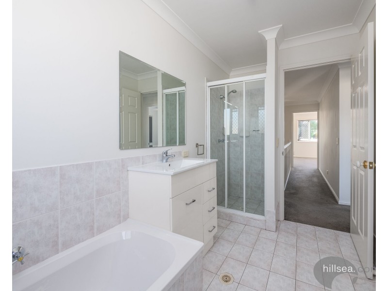 Paradise Point QLD 4216