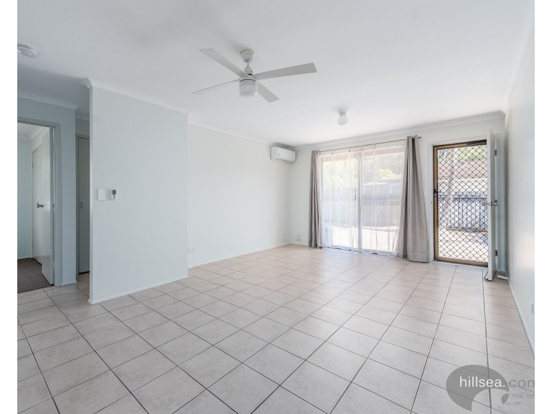 2/25 Telopea Street, Labrador QLD 4215