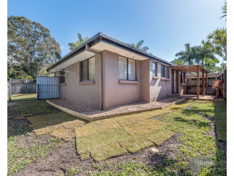 2/25 Telopea Street, Labrador QLD 4215