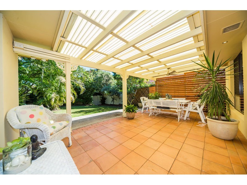 14 Stretton Drive, Helensvale QLD 4212