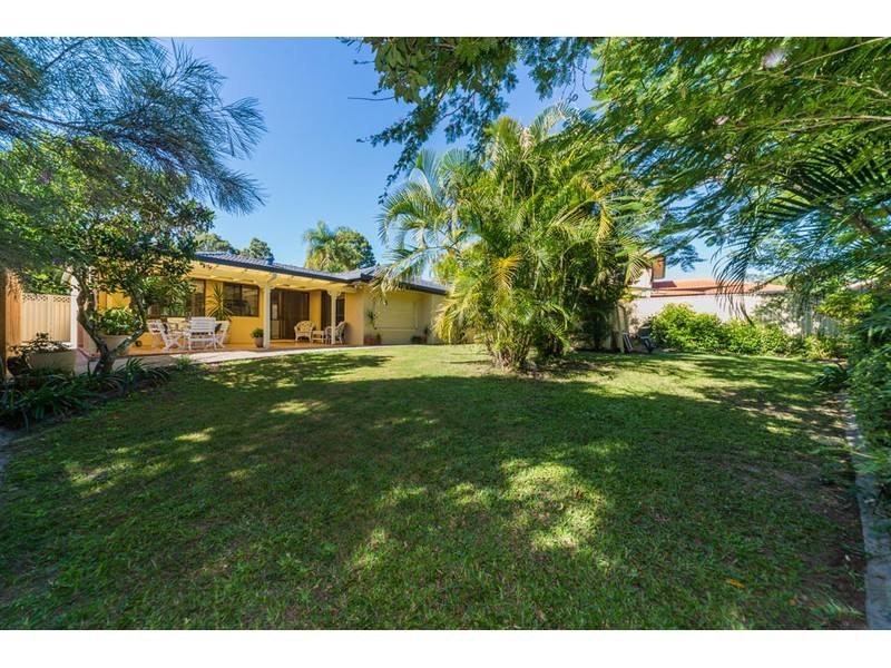 14 Stretton Drive, Helensvale QLD 4212