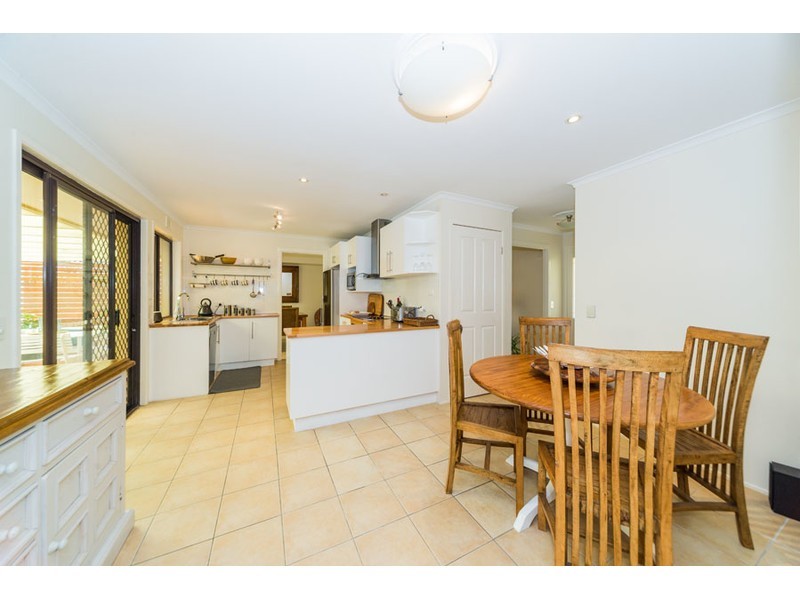 14 Stretton Drive, Helensvale QLD 4212