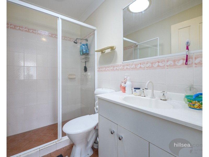 1/155 Whiting Street, Labrador QLD 4215