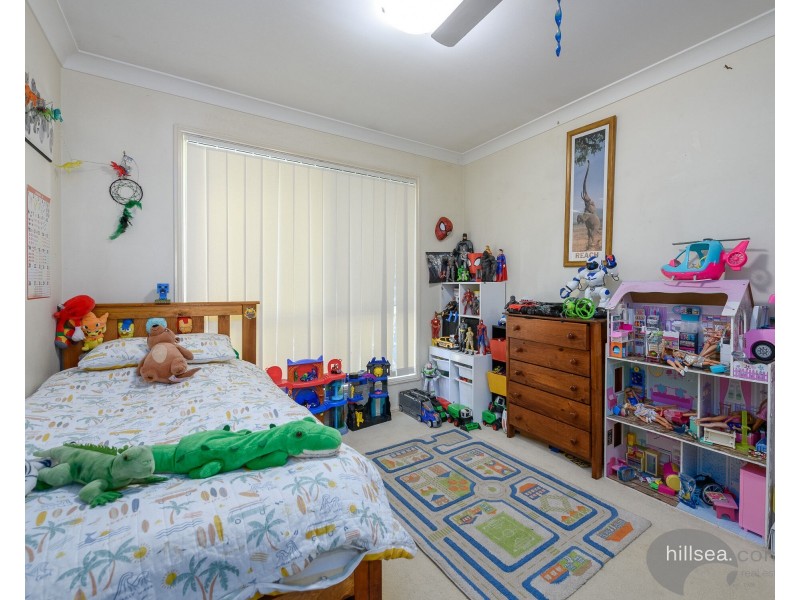 1/155 Whiting Street, Labrador QLD 4215