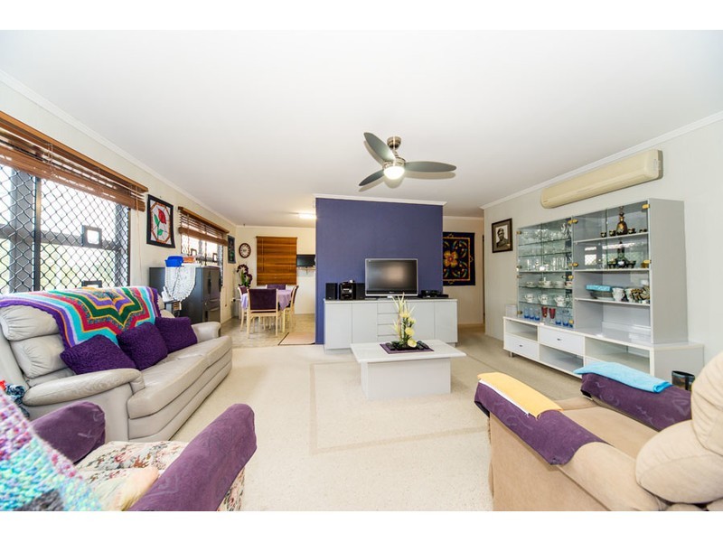 5 Brookside Road, Labrador QLD 4215