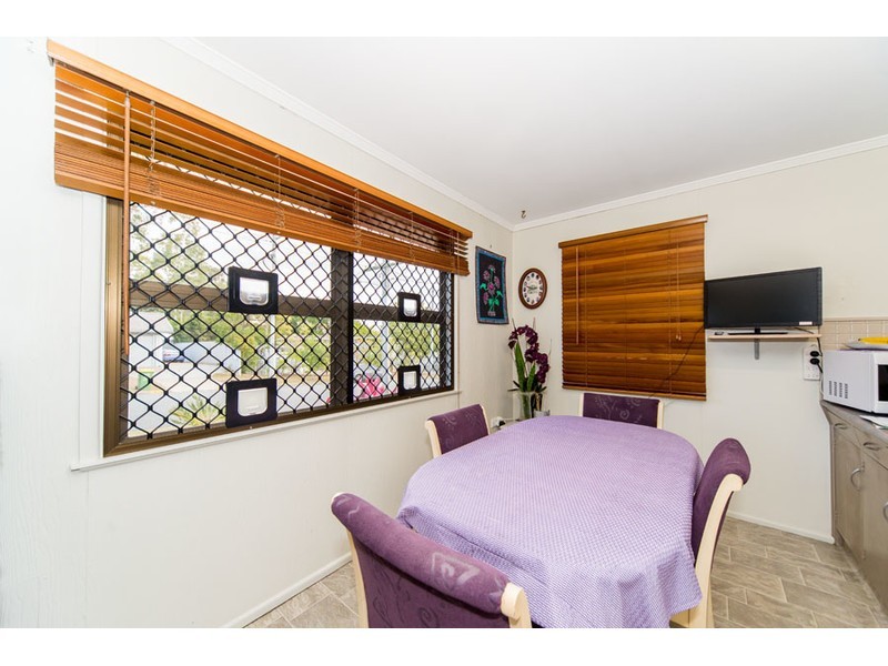 5 Brookside Road, Labrador QLD 4215