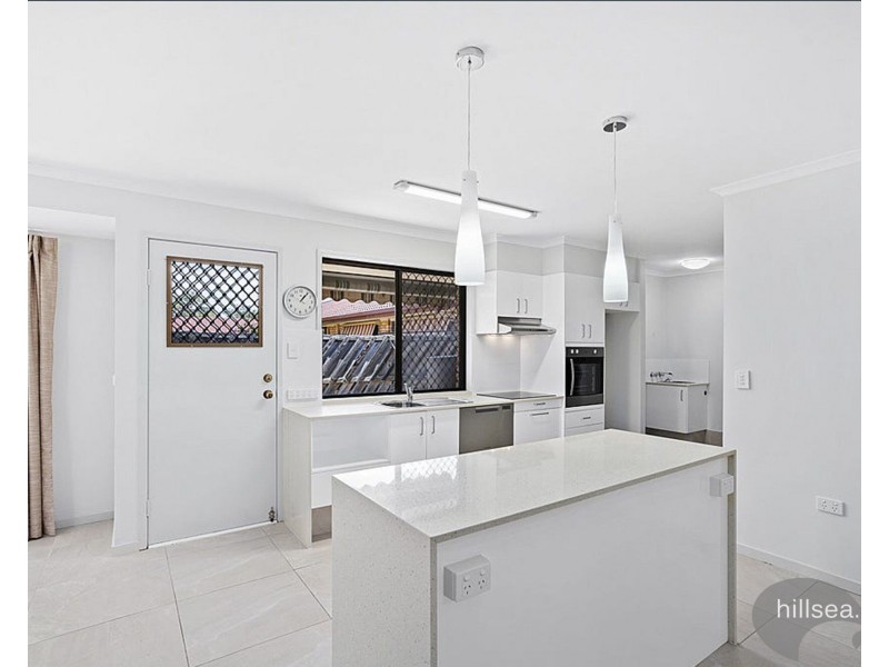 2/35 Saint Kevins Avenue, Benowa QLD 4217