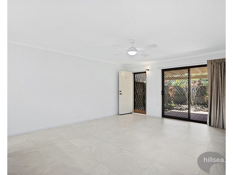 2/35 Saint Kevins Avenue, Benowa QLD 4217