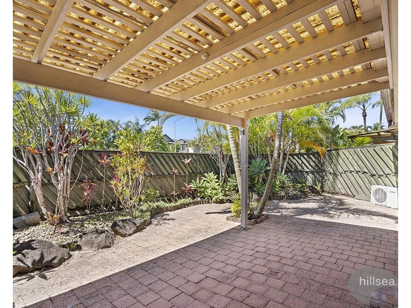 2/35 Saint Kevins Avenue, Benowa QLD 4217