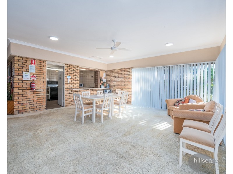 2/35 Saint Kevins Avenue, Benowa QLD 4217