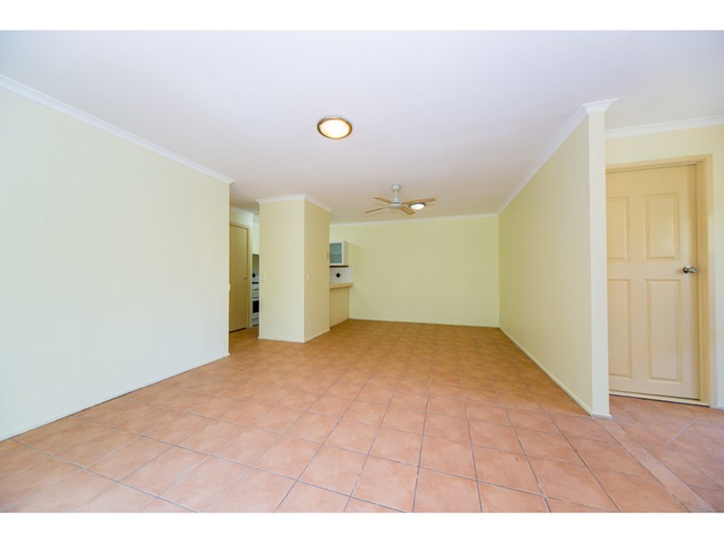 1/7 Hentdale Court, Labrador QLD 4215