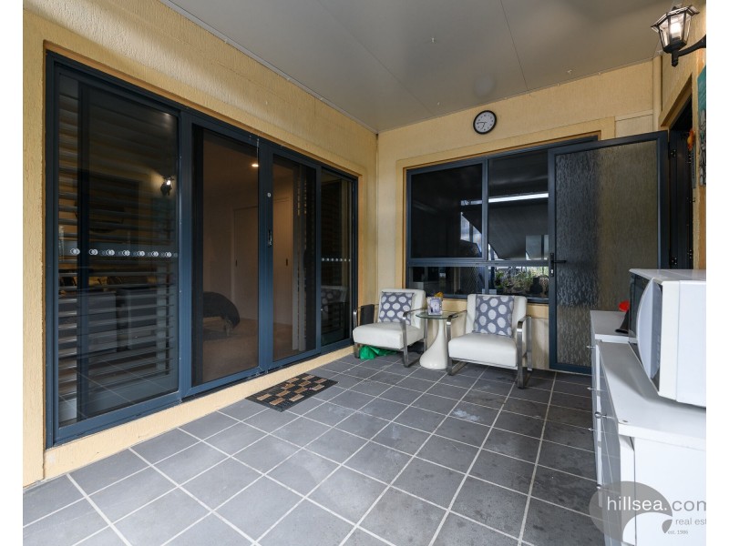 2B Wattle Avenue, Biggera Waters QLD 4216