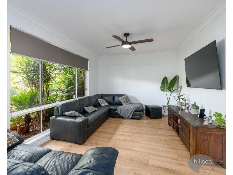 24 Austral Crescent, Pacific Pines QLD 4211