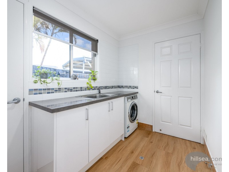 24 Austral Crescent, Pacific Pines QLD 4211
