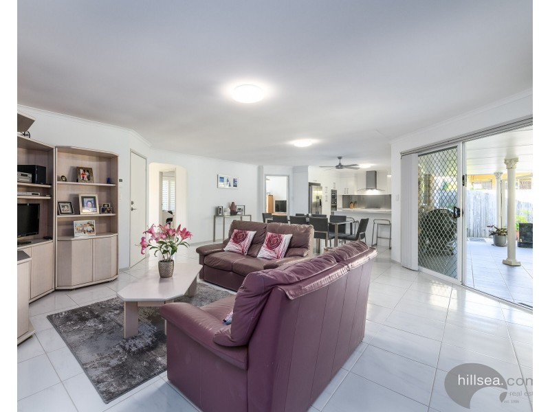 14 Open Drive, Arundel QLD 4214