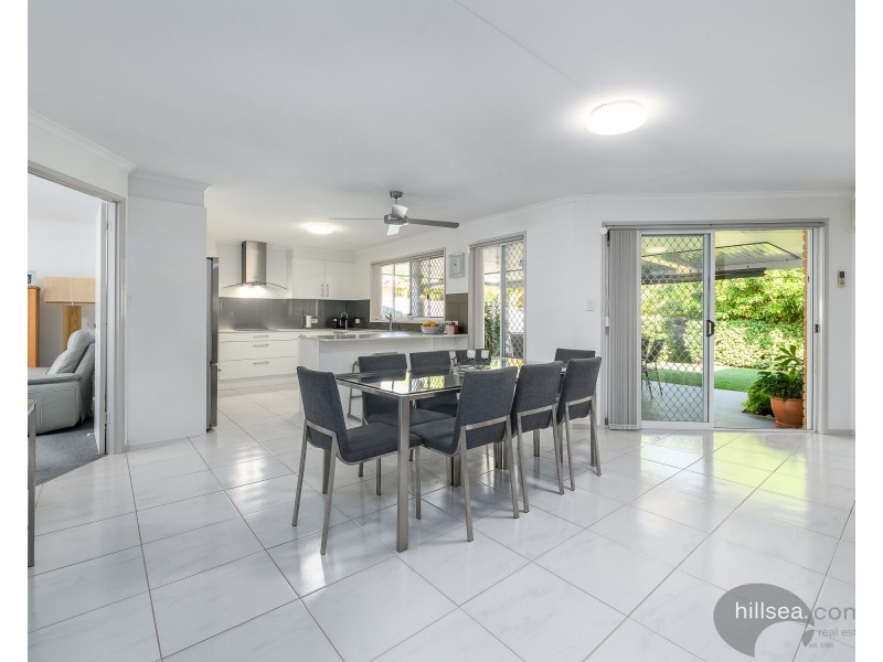 14 Open Drive, Arundel QLD 4214