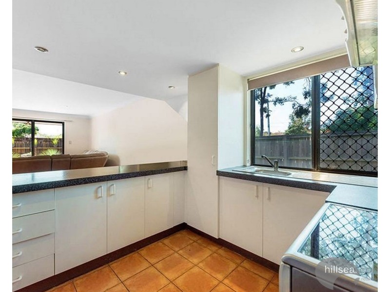 1/145 Government Road, Labrador QLD 4215