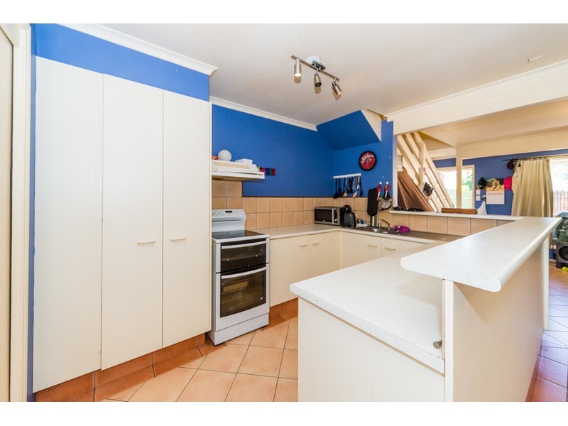 18/63 Olsen Avenue, Labrador QLD 4215