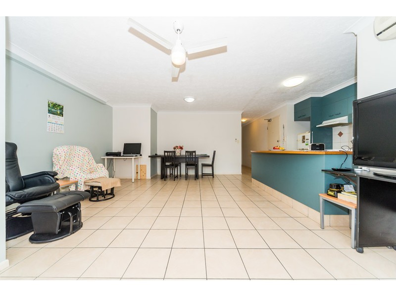 5/7-9 Robert Street, Labrador QLD 4215