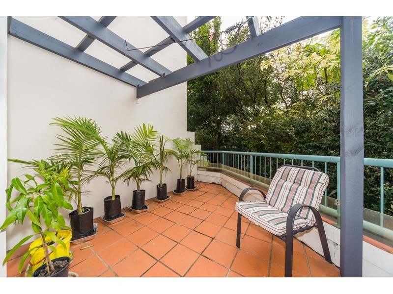 5/7-9 Robert Street, Labrador QLD 4215