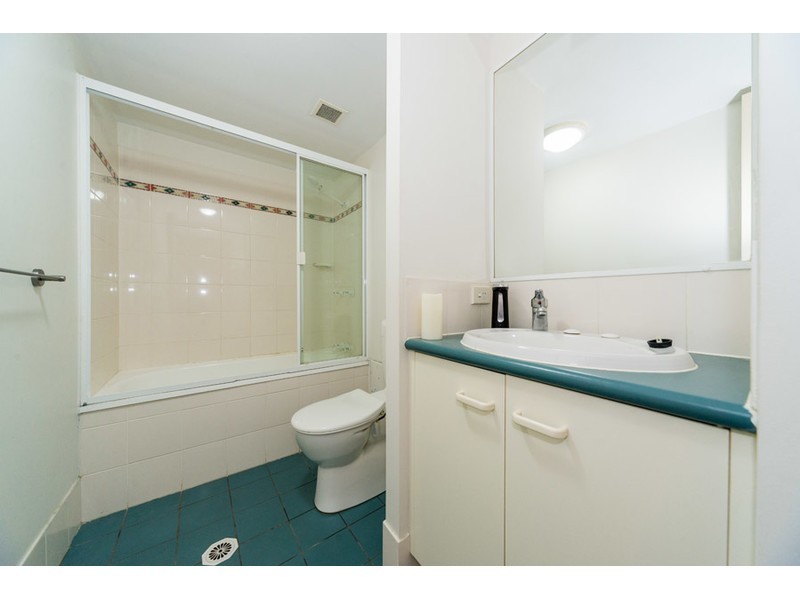 5/7-9 Robert Street, Labrador QLD 4215