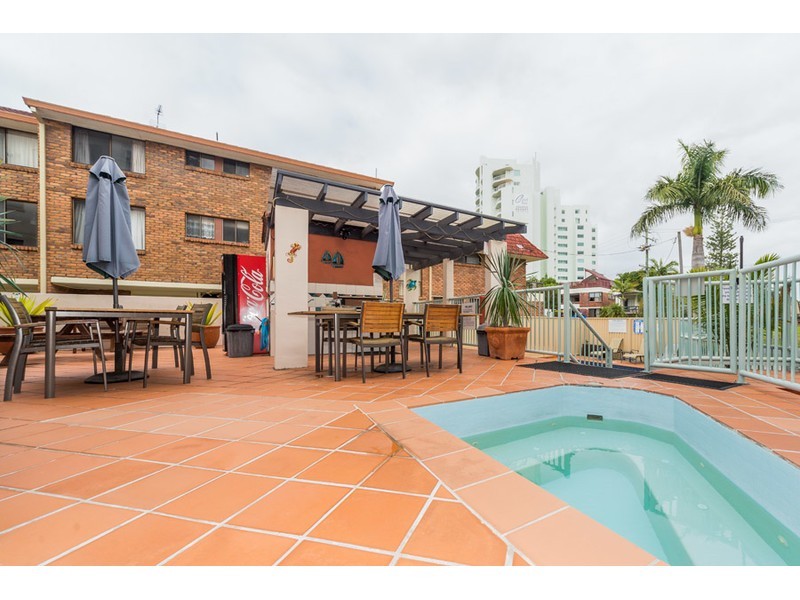 5/7-9 Robert Street, Labrador QLD 4215