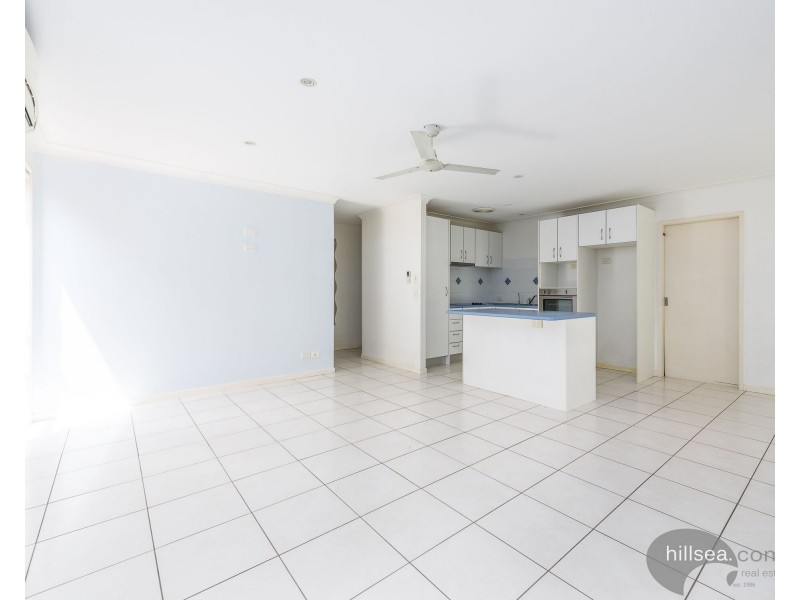 14/137 Olsen Avenue, Labrador QLD 4215