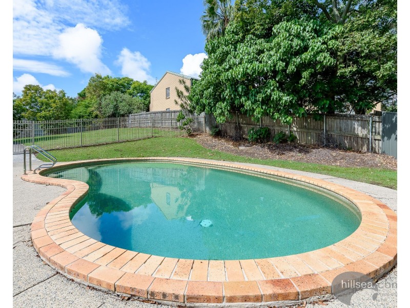 14/137 Olsen Avenue, Labrador QLD 4215