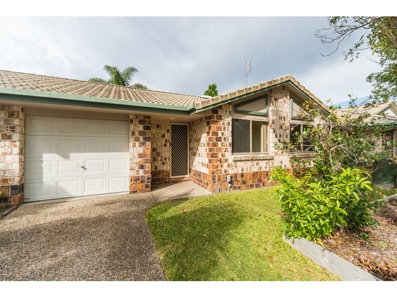 3/167 Central Street, Labrador QLD 4215