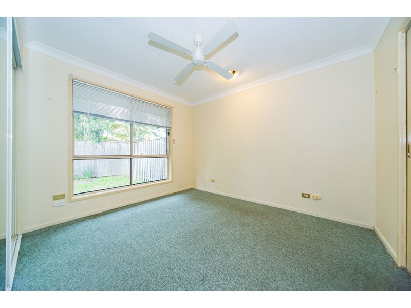 3/167 Central Street, Labrador QLD 4215