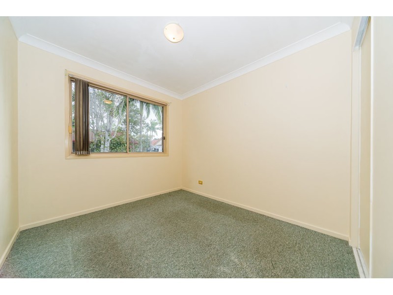 3/167 Central Street, Labrador QLD 4215