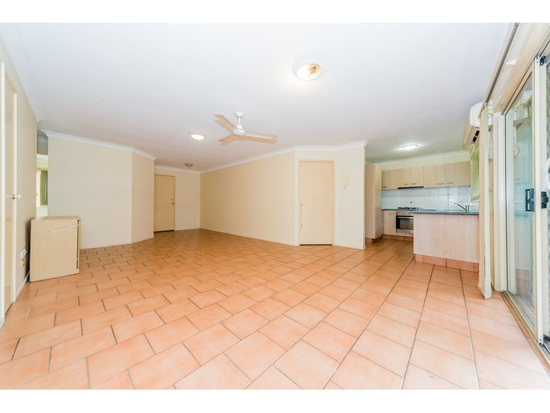 3/167 Central Street, Labrador QLD 4215