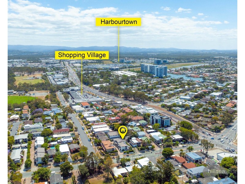 1/9 Government Road, Labrador QLD 4215