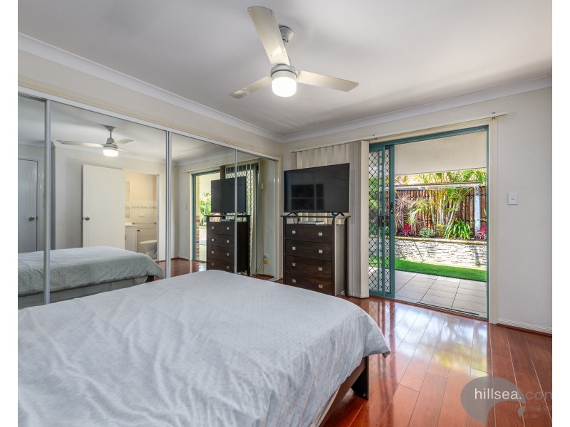 2/16 Jenaya Place, Labrador QLD 4215