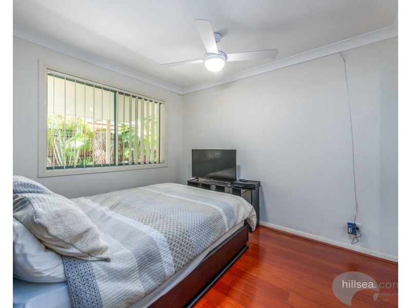 2/16 Jenaya Place, Labrador QLD 4215