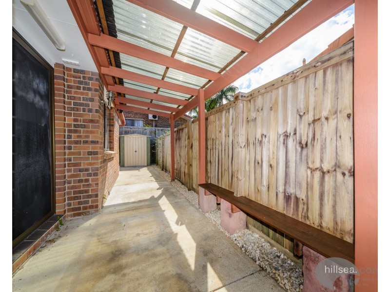 1/1 Ash Court, Arundel QLD 4214