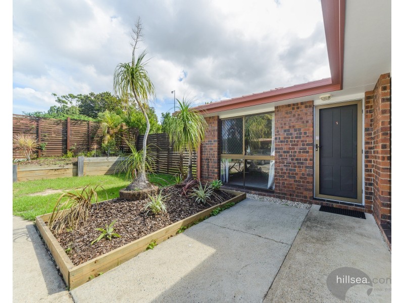 1/1 Ash Court, Arundel QLD 4214