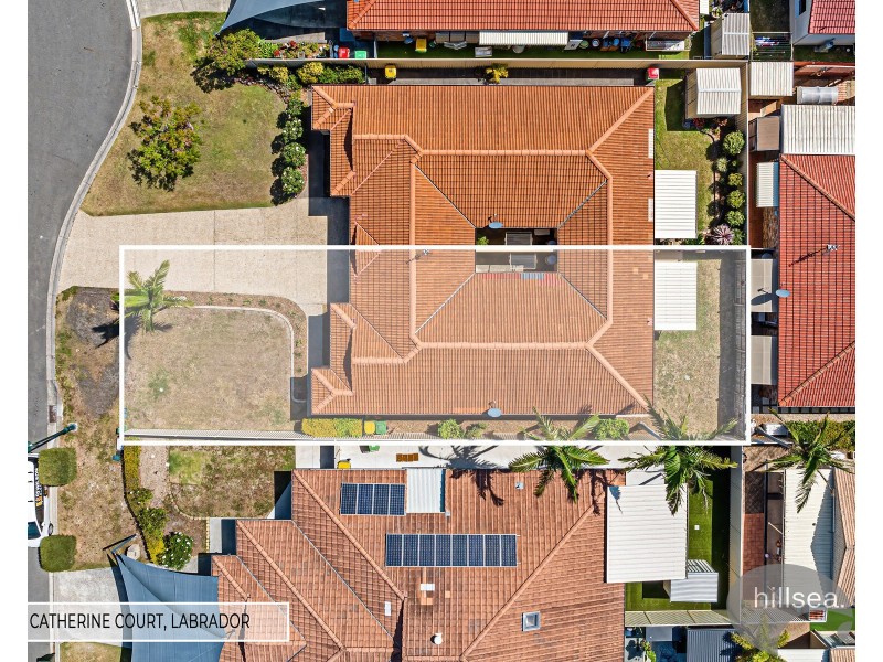 2/11 Catherine Court, Labrador QLD 4215