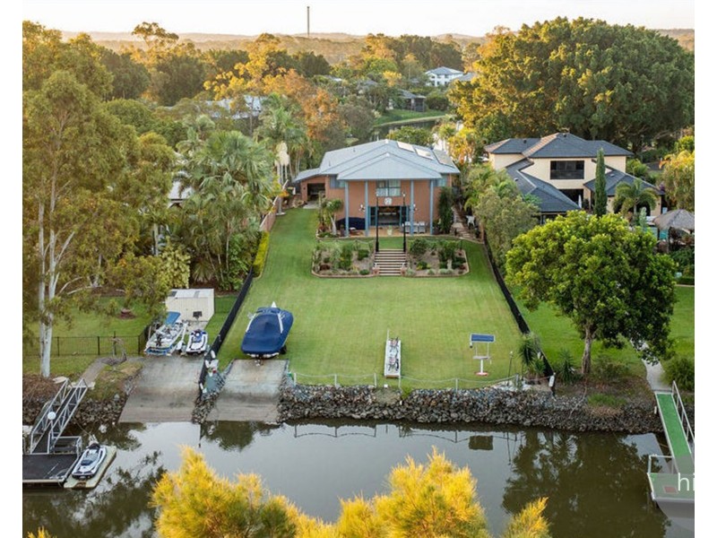 26 River Cove Place, Helensvale QLD 4212