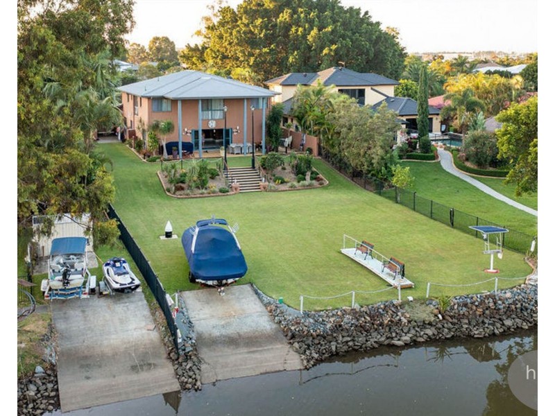 26 River Cove Place, Helensvale QLD 4212