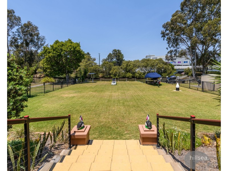 26 River Cove Place, Helensvale QLD 4212