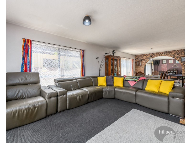 26 River Cove Place, Helensvale QLD 4212