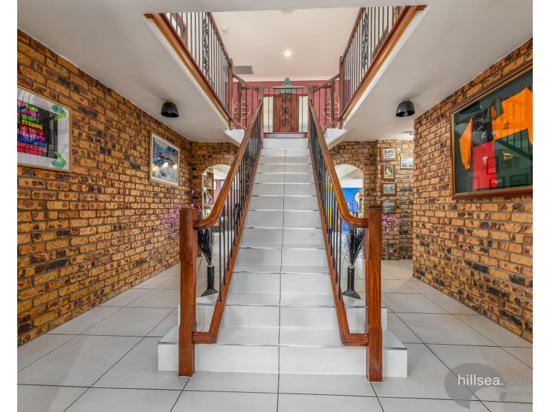 26 River Cove Place, Helensvale QLD 4212