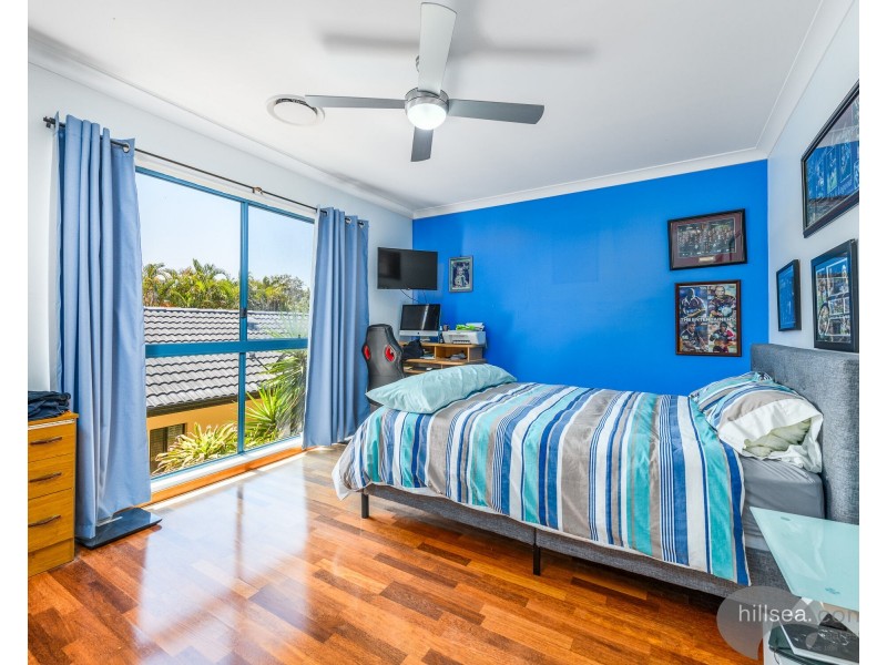 26 River Cove Place, Helensvale QLD 4212